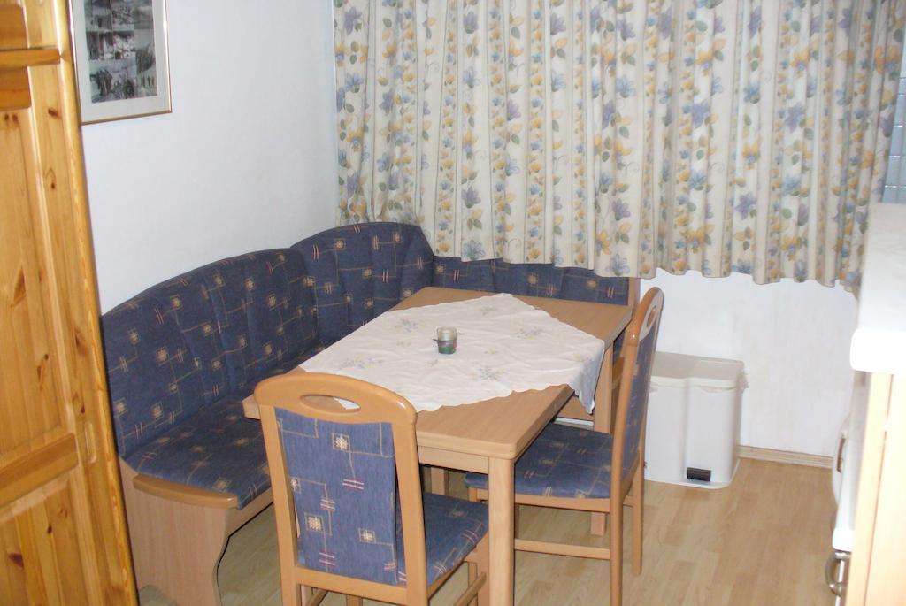 Golf&Ski Appartements Lesak Zell am See Chambre photo