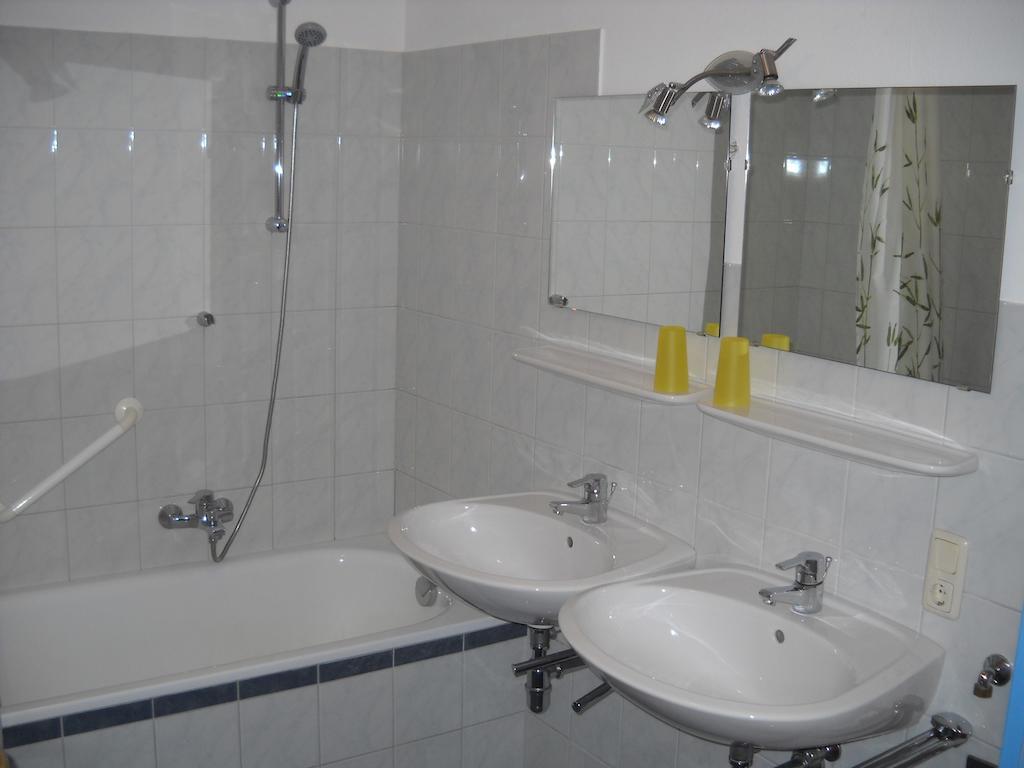 Golf&Ski Appartements Lesak Zell am See Chambre photo